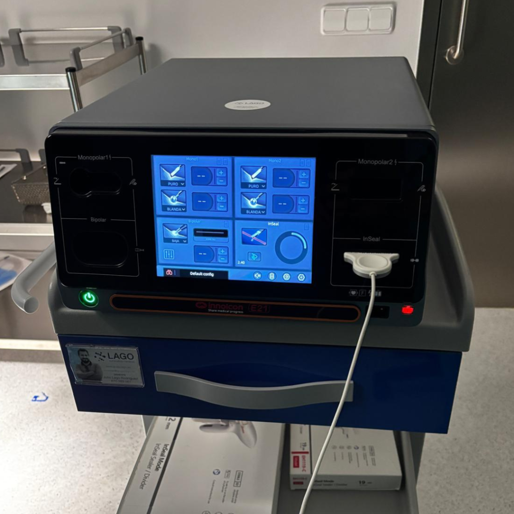 Generador electroquirúrgico Innolcon E21 con tecnología InSeal®